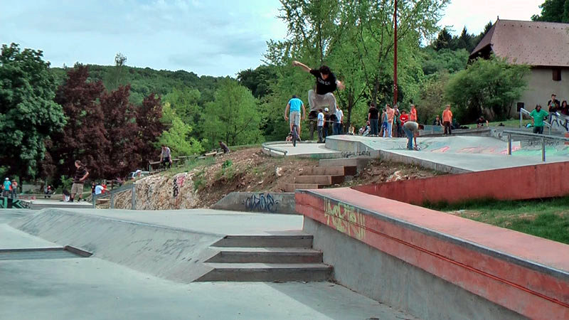 Antoine - Ollie gap - Annecy.jpg